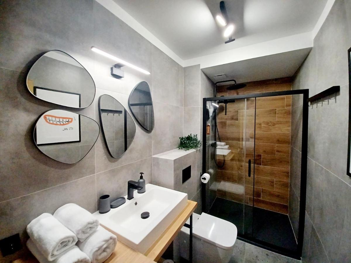 Kolory Warmii Apartamenty Garaz Podziemny Olsztyn  Buitenkant foto