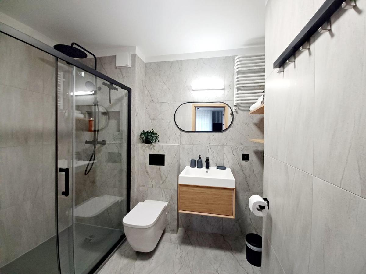 Kolory Warmii Apartamenty Garaz Podziemny Olsztyn  Buitenkant foto